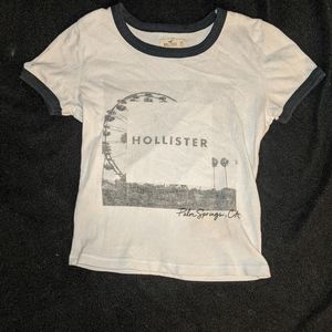 Hollister t-shirt